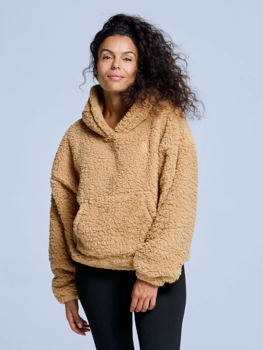 Poederbaas Fluffy Hoodie Dames Four Seasons Warm Sand